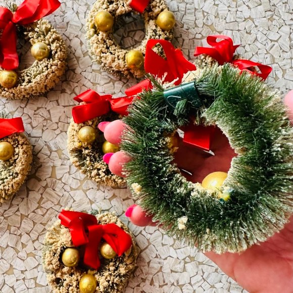 Vintage and an excellent condition set of 7 flocked forest green bottle brush - Picture 3 of 4